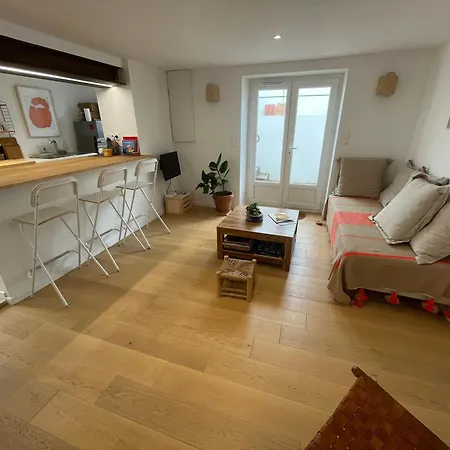 Jolie En Bord De Avec Wifi Ferienhaus